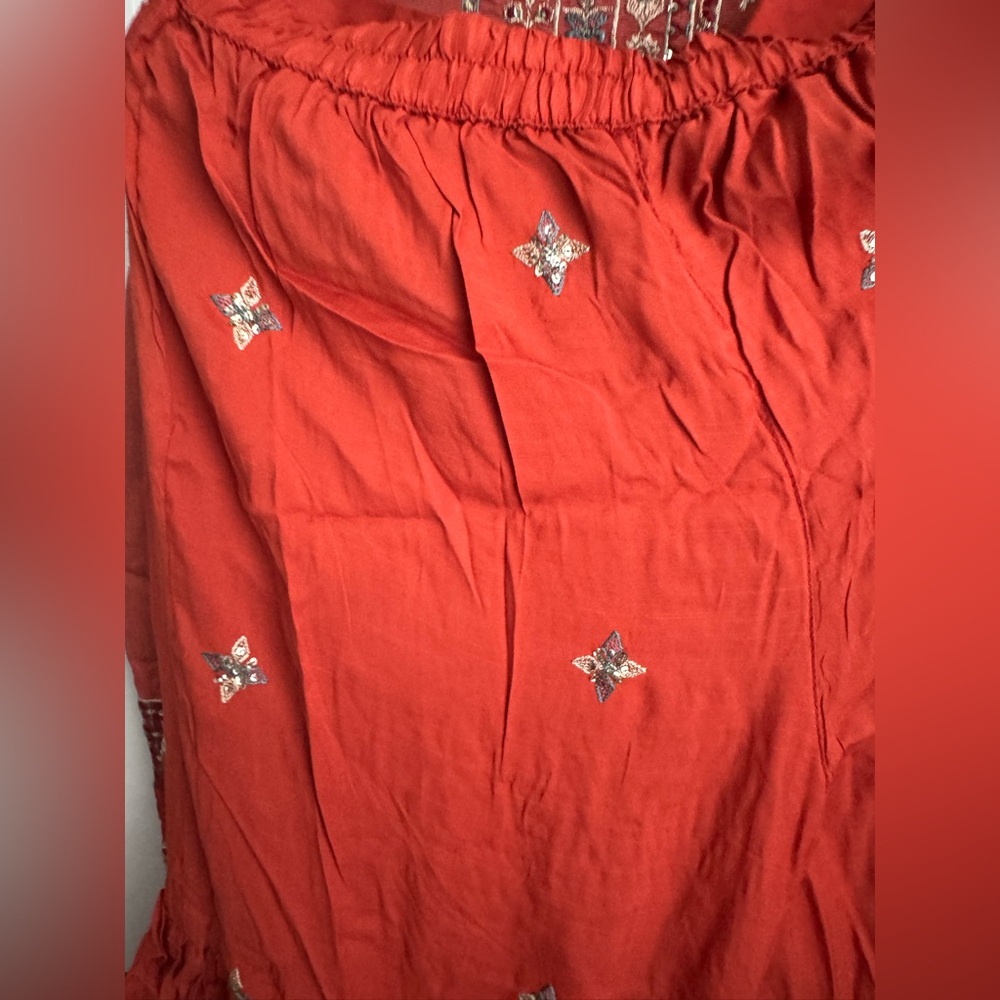 Sapphire : Embroidered Kurta in Red ( 2 piece ) - Picture 5 of 7